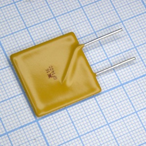 RGEF1400, Самовосстанавливающийся предохранитель PTC 14A(hold) 23.8A(trip) 16V 4.6W 9s 0.0026Ohm Radial 23.5 X 3.5 X 27.9mm Bag