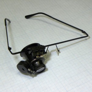 Линза-очки х20 часовая с подсветкой, Линза-очки х20 часовая с подсветкой