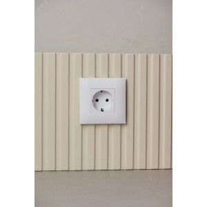 SKANDY Розетка с заземлением без защитных шторок 16А SK-R05W арктический белый IEK SK-R11-16-K01