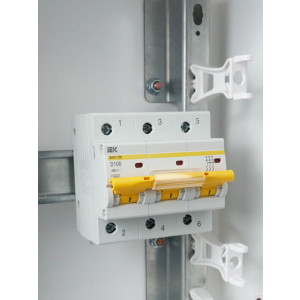 Выключатель автоматический модульный 3п D 100А 10кА ВА47-100 KARAT IEK MVA40-3-100-D