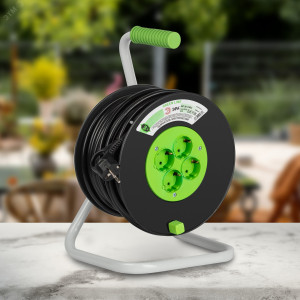 Удлинитель на пластик. катушке 4х50м с заземл. KAT-3x1.5-50m Greenline ПВС 3х1.5 Эра Б0065107