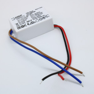 CC18W700, AC-DC, 18Вт, токовый выход, вход 198…264В AC, выход 700мА/16…25В, ККМ, в кожухе 58х36х23мм, -20…+50°С