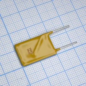 RUEF500, Самовосстанавливающийся предохранитель PTC 5A(hold) 10A(trip) 30V 100A 3W 14.5s 0.01Ohm Radial 14 X 3 X 24.1mm Bag