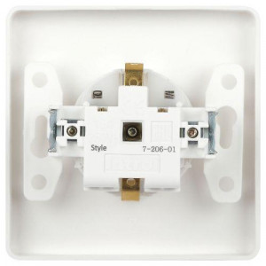 Розетка 7-206-01 Style с заземлением 2P+E Schuko со шторками, 16А-250В, IP20, СУ, белый1шт Б0060623