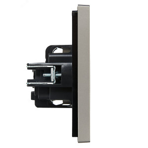 FORTE&PIANO Розетка 1-местная с заземлением с защитными шторками винтовое крепление 16А FP515 сталь IEK FP-R14-16-K46