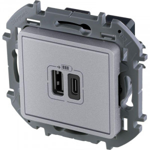 Зарядное устройство с двумя USB разьемами A C 240В/5В 3000мА INSPIRIA алюминий 673762