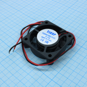 RQD 4010MS 5VDC, Вентилятор 5В 40x40х10мм, 6000 об/мин., 9.9м3/час, 21.5дБ, подшипник скольжения, тип вывода - провод