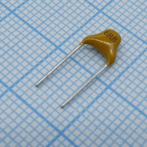 TS170R1H6R8CSBNB0R, Конденсатор керамический многослойный 6.8пФ 50В NPO ±0.25пФ радиальный 5.08мм 125°C россыпь