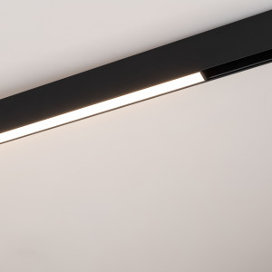 Светильник MAG-ORIENT-FLAT-L235-8W Day4000 (BK, 80 deg, 48V) 033608, Светильник для магнитных треков MAG-ORIENT шириной 26 мм. Мощность 8 Вт, св. поток 450 лм, 55 лм/Вт, дневной 4000 K, CRI>90, угол 80°, напряжение питания 48 В. Черный прямоугольный корпус из металл, экран поликарбонат, степень защиты IP20. Размер: длина 2