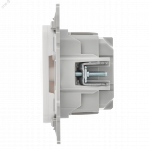 FLITE Розетка с заземлением с защитными шторками безвинтовое крепление 16А РСш11-1-ФлБ белый IEK FI-R14-16-1-K01