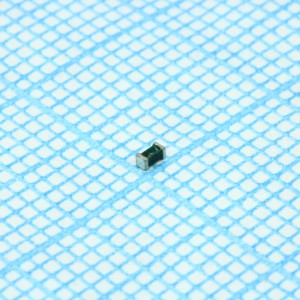 B82496C3279A000, ЧИП-индуктивность обмотка лазерной нарезки 2.7нГн±0.3нГн 100МГц 14Q-Фактор керамика с медным покрытием 1.4A 40мОм 0603 автомобильного применения