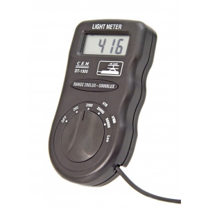 DT-1300 люксметр, Измерение уровня освещения 0...50000Lux, погрешность ±5%, разрешение 0.1 Lux