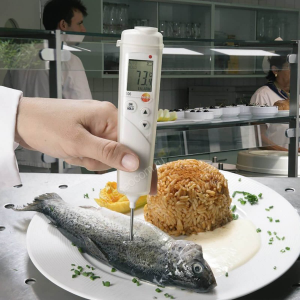 Testo 106 с чехлом TopSafe с поверкой, Пищевой контактный термометр с диапазоном измерений -50°С...+250°С