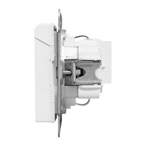 Механизм розетки, 16А, IP44, с заземлением, со шторками, c крышкой, белый Эпика EKF UP1-SOW-111-44