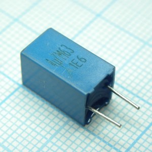 B32529D0475M, конденсатор металлопленочный полиэтилентерефталатный 4.7uF ±20% 63V (7.8 X 13 X 7.8mm) радиальный 5mm