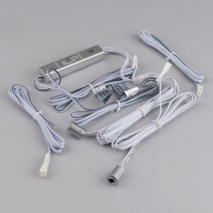 ИК-датчик SR-PRIME-RECESSED-IRD/H-R11-SL (12-24V, 48-96W, DOOR/HAND) 046466, Выключатель для светодиодной ленты 12-24 В. В комплекте 2 датчика. Питание/рабочее напряжение DC 12-24 В, максимальный ток 4 A на канал, 1 канал, максимальная мощность 48-96 Вт. Реагирует на открывание дверей или движение рукой