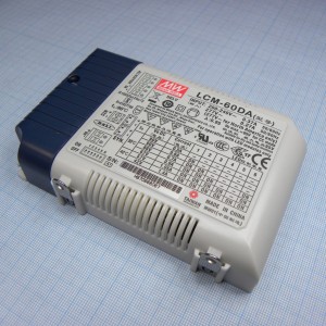 LCM-60DA, AC-DC, 60.3Вт, стабилизация тока, вход 180…295В AC, 47…63Гц /254…417В DC, выход 500…1400мA/2…90В, ККМ, изоляция 3750В AC, в кожухе 123.5х81.5х23мм, -30…+60°С, димминг кнопкой и DALI