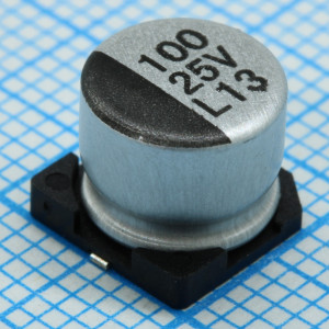 ELV101M25RD, Конденсатор алюминиевый электролитический 100мкФ 25В ±20% (8х6.5мм) для поверхностного монтажа 160мА 2000час 85°С лента на катушке