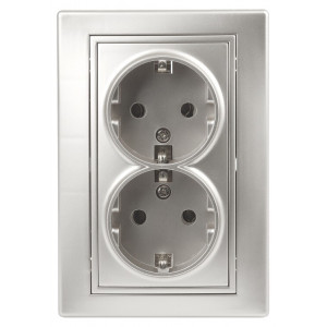 Розетка Plano 1-205-03 с заземлением двойная 2X2P+E Schuko, 16А-250В, IP20, СУ, алюминий Б0053917