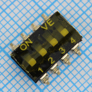 L-KLS7-KLR-04-N-11, DIP переключатель 4 группы SMD монтаж шаг 2.54мм 0.025А 24В с плёнкой на ленте