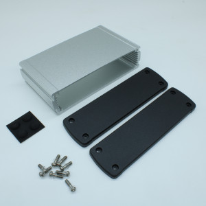 ALUG706SR080, Алюминиевый серебряный корпус с черными торцевыми панелями