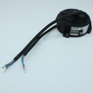 XI 150W 0.52-0.84A 100-277V RI132S, AC-DC, 150Вт, неизолированный, стаб. по току, IP65, вход 85…305В AC, 47.5…63Гц, ККМ, выход 577 (520…840)мА/160…260В, устойчивость 6/6кВ, в корпусе o129х60 мм, -40…+80°С (корпус), встр. потенциометр, провод питания 300 мм, High Bay