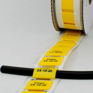 Маркер плоский MFSS-2X-10-20-Y, Маркер термоусадочный, для маркировки и изоляции проводов и кабелей, длина 20 мм, диаметр провода: 5 - 10 мм, цвет желтый, для принтера: RT200, RT230, в упаковке 300 маркеров