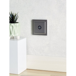 Розетка телевизионная оконечная TV СП Brite РТВ11-0-БрС сталь IEK BR-A10-O-K46