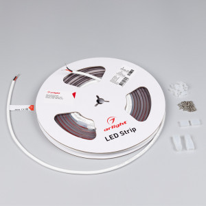 Лента герметичная CSP-PFS-X320-10mm 24V Warm2700 (10 W/m, IP68, TWP100, 5m) 045053, Лента CSP сплошной засветки без видимых светодиодов, герметичная IP68 (PFS -  полная силиконовая экструзия). Светодиоды CSP 320 шт/м (1600шт на 5м). Цвет свечения ТЕПЛЫЙ 2700K, высокий индекс цветопередачи CRI>90, угол 160°. Мощность 10 Вт/м (50 Вт на 5м)