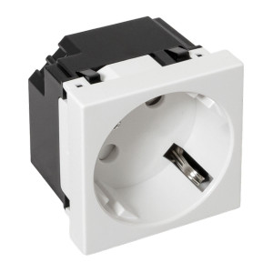 Розетка 45х45 с зазем. 45 градусов, быстрозажимные клеммы, белая EKF