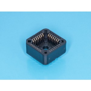 PLCC 28, Панелька PLCC 28