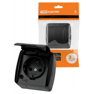 Розетка 2П+З открытой установки IP54 16А с крышкой графит "Селигер" SQ1818-0313