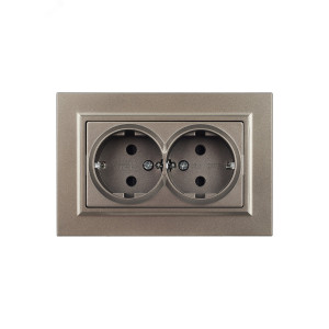 Розетка 2-м СП BRITE РСш12-3-БрШ 16А в сборе с заземл. защ. шторки шампань BR-R24-16-K37-F