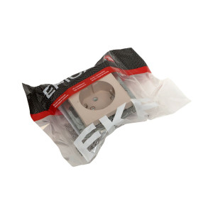 Механизм розетки, 16А, с заземлением, без шторок, кремовый Эпика EKF UP1-SOI-110