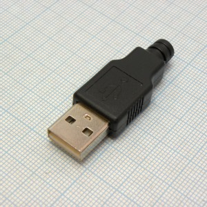 USB AM пласт кожух, Разъем USB тип А,  вилка на кабель с чёрным кожухом