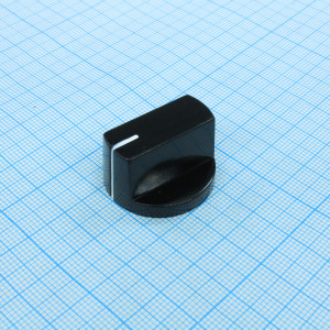 KN-32, Ручка управления на вал 6 мм, универсальная с винтом, чёрная с белым указателем, h=15, D=26 (по фланцу)