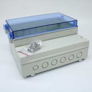 DC005CBUNO, Двухсекционный корпус IP65 с прозрачной синей крышкой на винтах, база ABS светло-серая, крышка из поликарбоната