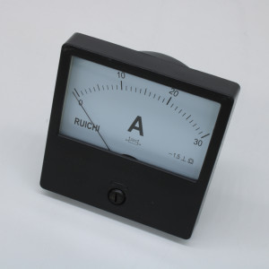 М42300      30А, Измерительная головка DCA 30A вертикального положения, класс точности 1,5