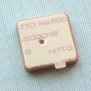YNX-2525-TS-011, Диэлектрическая GPS+Glonass patch-антенна (1575~1608МГц), типоразмер 25*25*4мм