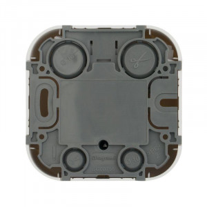 Quteo Розетка телевизионная TV наружная белая 782215