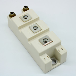 SKM150GB176E4, Силовой модуль IGBT N-канальный 1700В 100А