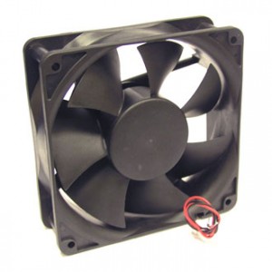 RQD 12038MS 12VDC, Вентилятор 12В 120x120х38мм, 2300 об/мин., 170м3/час, 35дБ, подшипник скольжения, тип вывода - провод