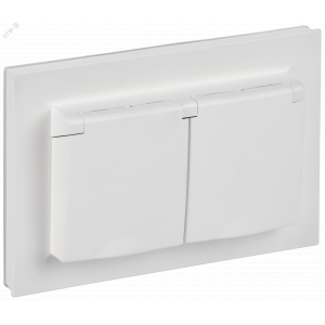 BRITE Розетка 2-местная с заземлением с защитными шторками и крышкой 16А в сборе IP44 РСбш12-3-44-БрАБ арктический белый IEK BR-R26-16-44-K91-F