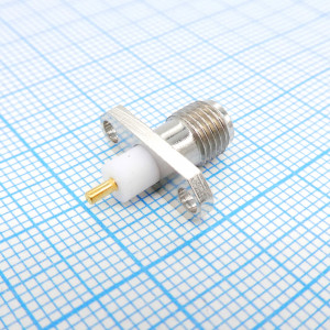 ВЧ разъём SMA-BJ1 гн., Разъём высокочастотный, гнездо SMA, фланцевое крепление под 2 винта