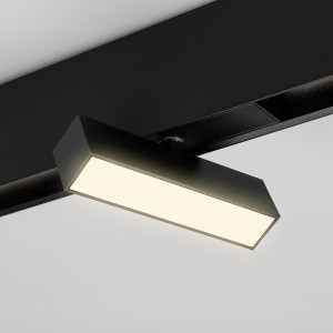 Светильник MAG-FLAT-FOLD-45-S205-6W Day4000 (BK, 100 deg, 24V) 026988, Светильник поворотный для магнитных треков шириной 45мм, 6Вт. Цвет свечения ДНЕВНОЙ 4000K, световой поток 650лм, угол 100°, CRI>90. Корпус прямоугольный, металл, цвет черный, IP20. Размеры LxWxH 204x35x92.5мм. Входное напряжение DC24V, мощность 6Вт.