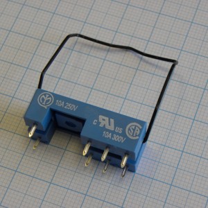 95.15.2SMA, Розетка для монтажа на плате для реле 40.51, 40.52, 40.61, 44.52,
44.62; в комплекте металлическая клипса 095.51; версия: синий цвет