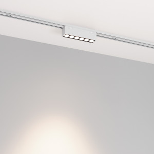 Светильник MAG-VIBE-LASER-L101-6W Warm3000 (WH, 24 deg, 48V) 044417, Светильник для магнитных треков MAG-VIBE. Мощность 6 Вт, св. поток 475 лм, 79 лм/Вт, теплый 3000 K, CRI>90, угол 24°, напряжение питания 48 В. Белый прямоугольный корпус из алюминия, экран поликарбонат, степень защиты IP20. Размер: длина 101 мм, ширина 25