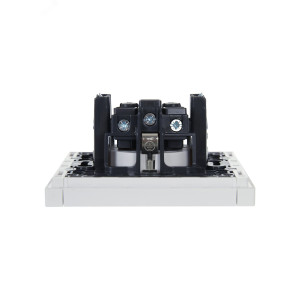 Розетка СП FORTE&PIANO FP215 16А с заземл. защ. шторки винт. крепл. бел. IEK FP-R14-16-K01