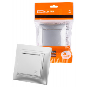 Розетка 2П+З 16А 250В IP44 с крышкой серебр. металлик "Лама" SQ1815-0226