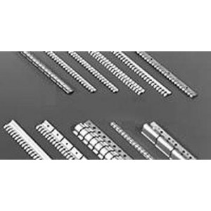 0097061102, Прокладки, пленки, поглотители и экраны для защиты от ЭМП L 16"xW .30"xH .10" CLIP GSKTw/"T"LANCE